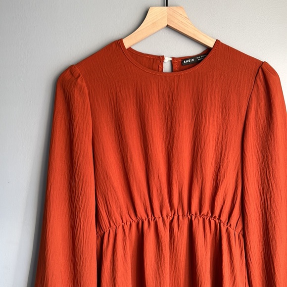 Solid keyhole back dress burnt orange - Picture 7 of 7